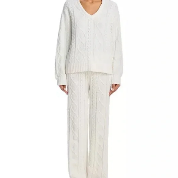 NWT: PJ Salvage Chenille Cable Knit Sweater & Pants Lounge Set. XS - Picture 11 of 12